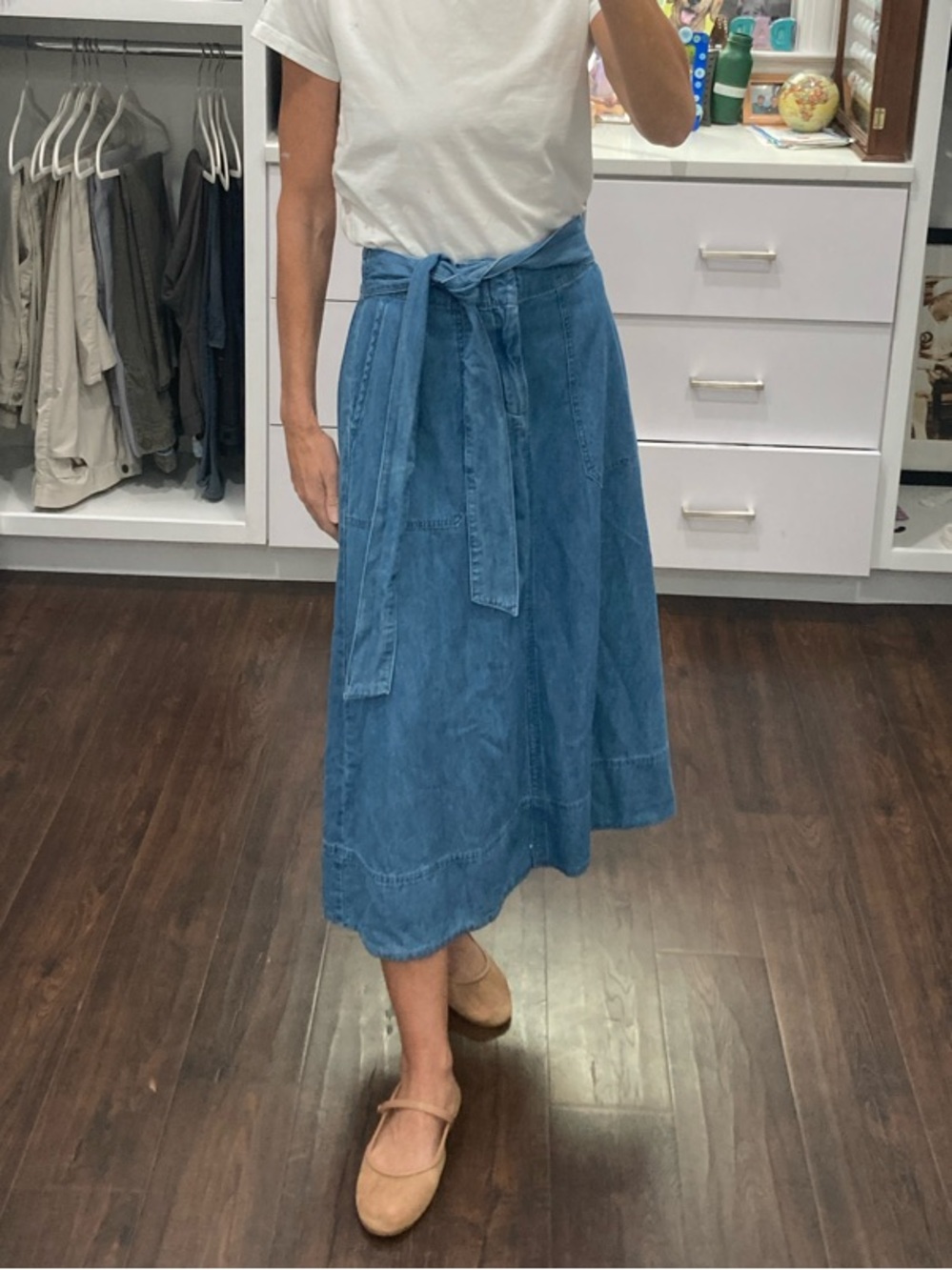 Universal Thread Classic Blue Chamb Tie-Waist Midi Skirt 4